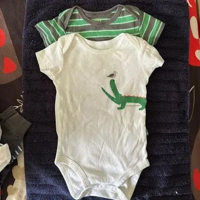 Carter’s Romper Size 6 Months Short Sleeve Bodysuits Stripes Dinosaur Baby Boy