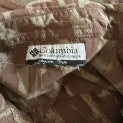Columbia Men’s Vintage Fish Print Button-Down Shirt Casual Outdoors