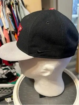 Men's Nike One Size Black Red Grey Flat Bill Snapback Hat